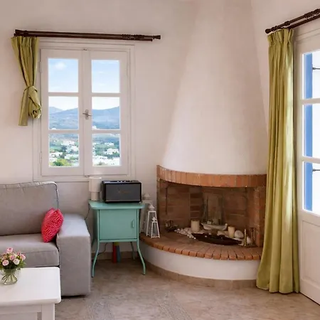 With Seaviews Walk To Town & Вилла